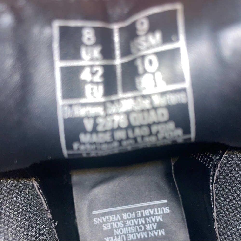 Black Platform Chelsea Boots - Picture 4 of 9